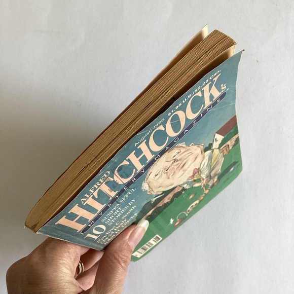 4 /💲20 🤑 1986 Alfred Hitchcock mystery magazine - Picture 3 of 4